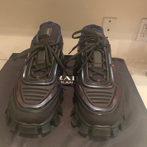 PRADA CLOUD BUST THUNDER - Picture 6 of 7
